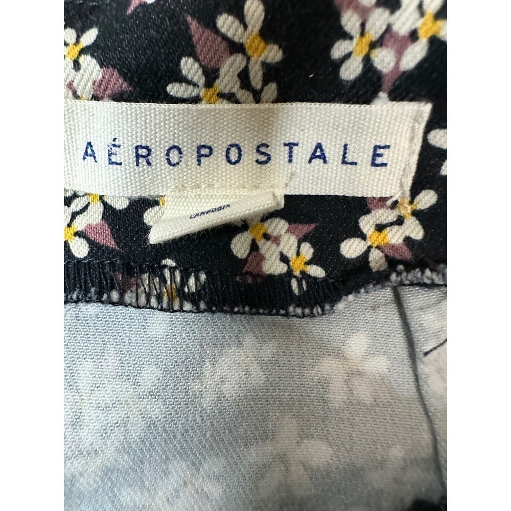 Aeropostale Notched Hem Mini Skirt Size Small Daisy Floral Print Preppy - Picture 4 of 5
